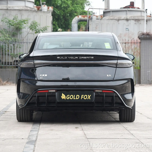BYD di resistenza standard 2022 Serie di guarnizioni a quattro ruote motrici Versione veicolo elettrico 650 km Auto elettrica